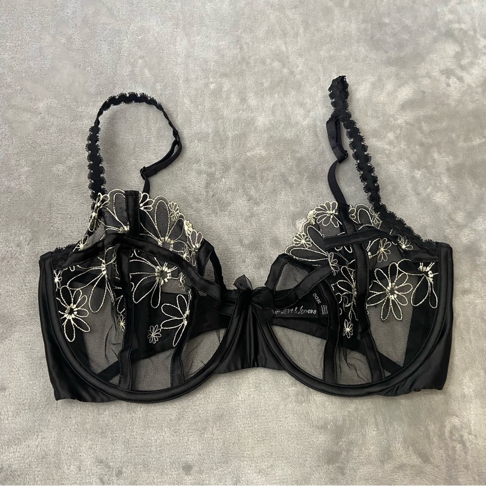 New! For Love and Lemons Heart Wreath Underwire Bra Black White 10454